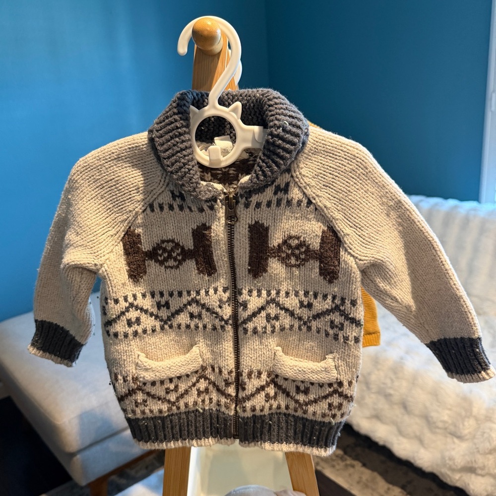 GAP Star Wars cardigan - Picture 2 of 2